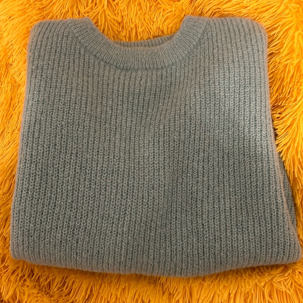 Ming Green Sweater